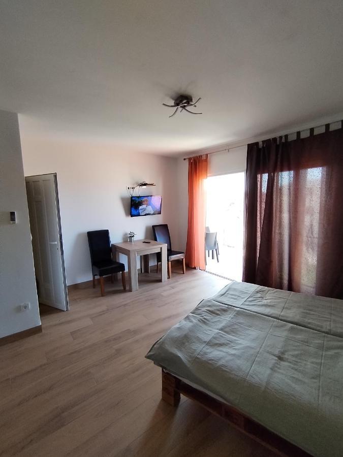 Stonewood Dalmacija * Primosten